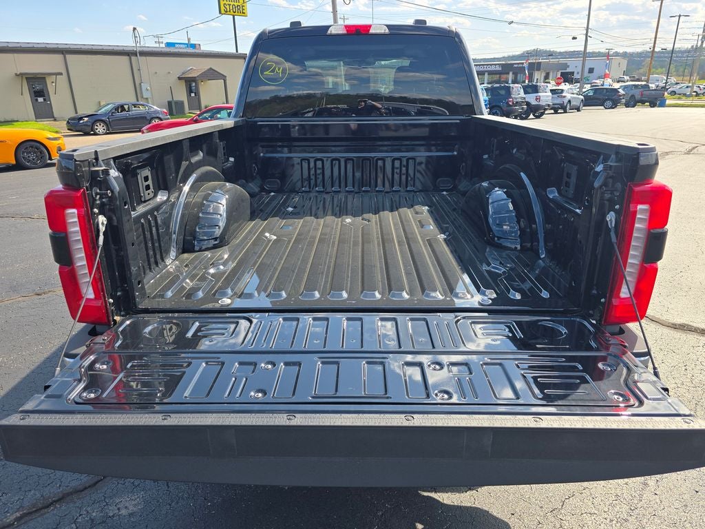 2026 Ford Super Duty F-350® XLT