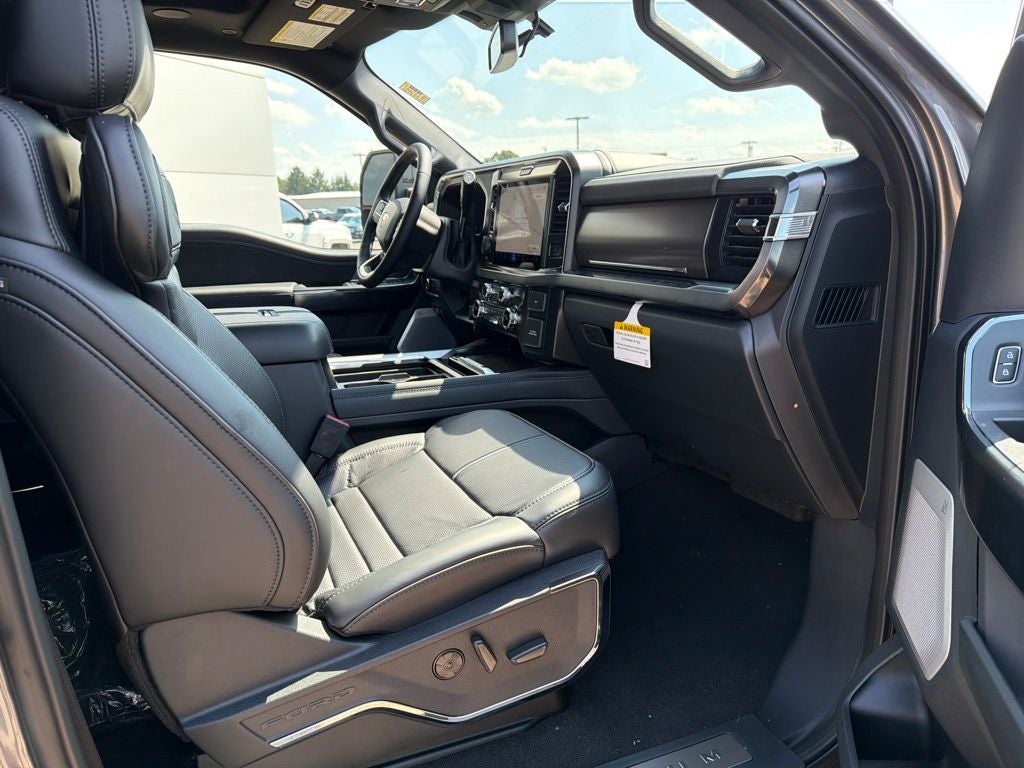 2027 Ford F-350SD DRW