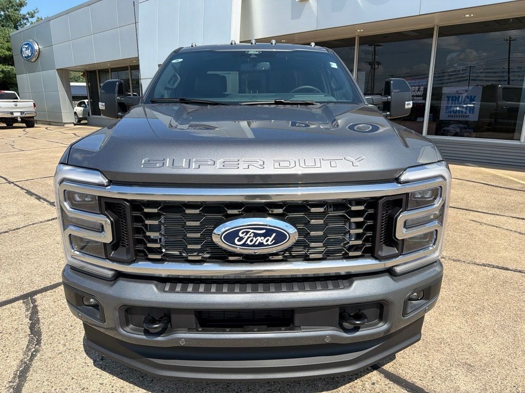 2027 Ford F-350SD DRW