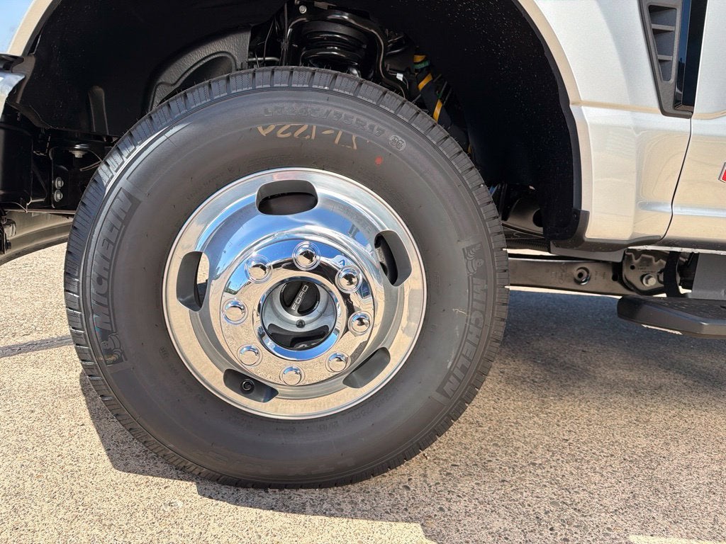 2027 Ford F-350SD XL DRW