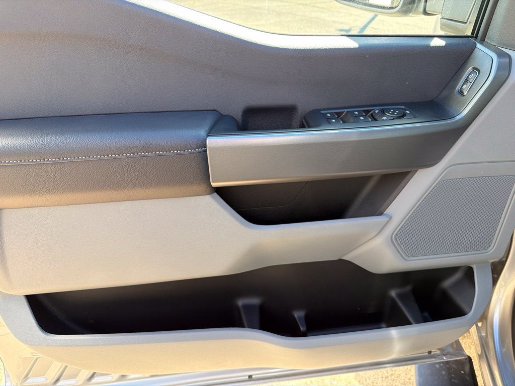 2027 Ford F-350SD XL DRW
