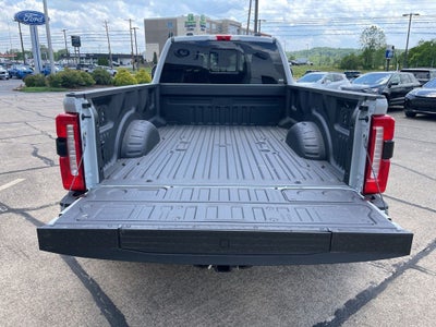 2026 Ford Super Duty F-350® Lariat®