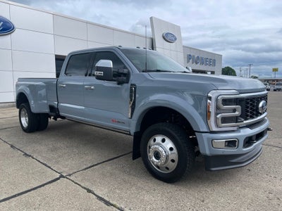2026 Ford Super Duty F-450® Platinum®