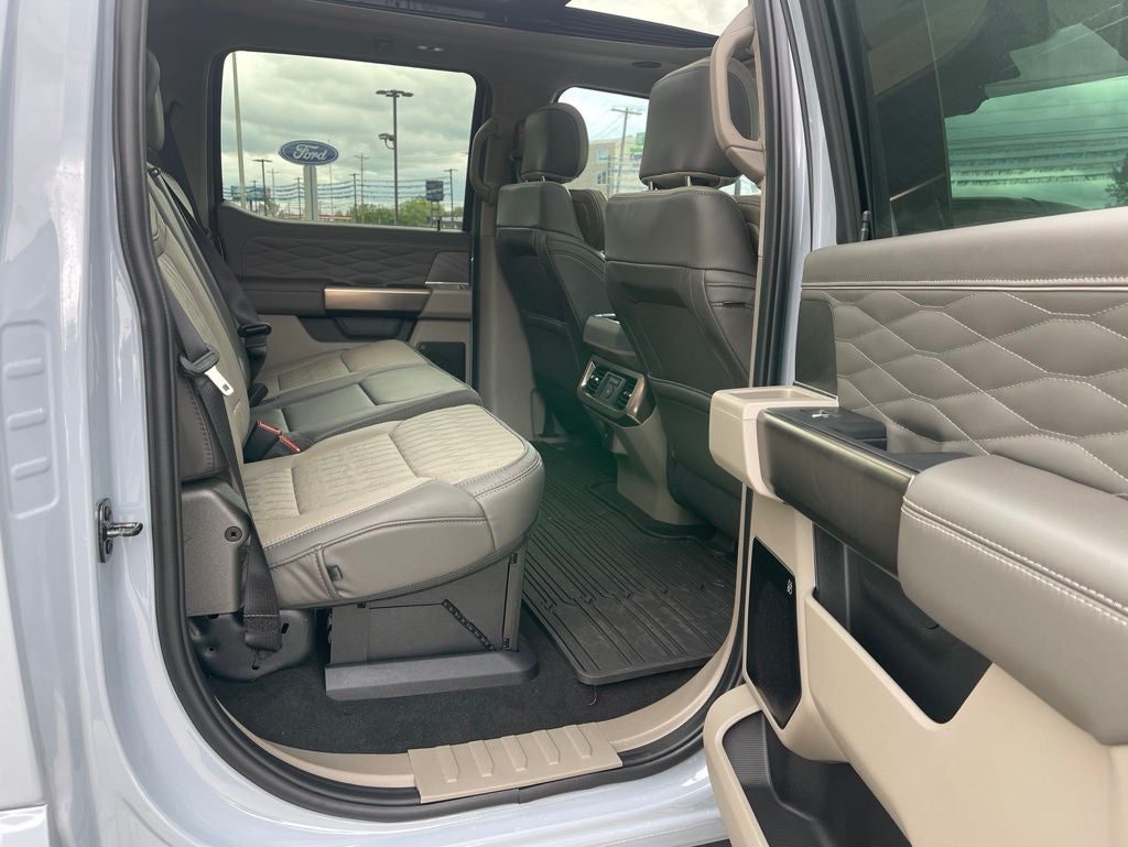 2026 Ford Super Duty F-450® Platinum®