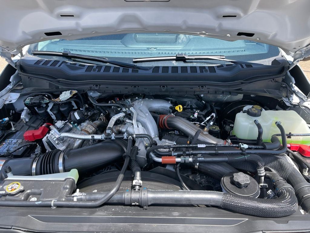 2026 Ford Super Duty F-350® XLT