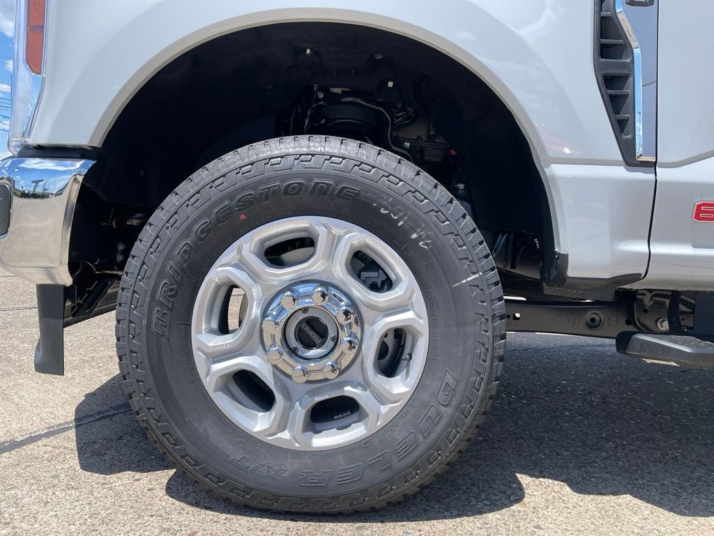 2026 Ford Super Duty F-350® XLT