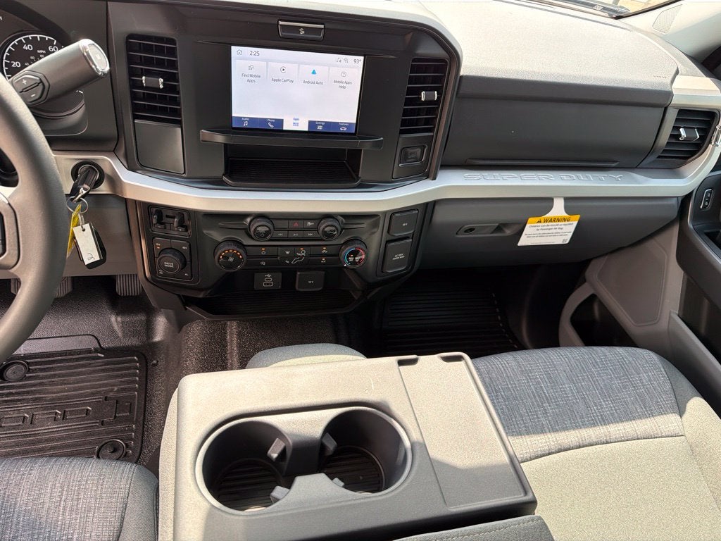 2027 Ford F-350SD XLT