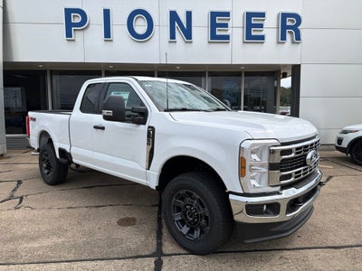 2027 Ford F-350SD XLT