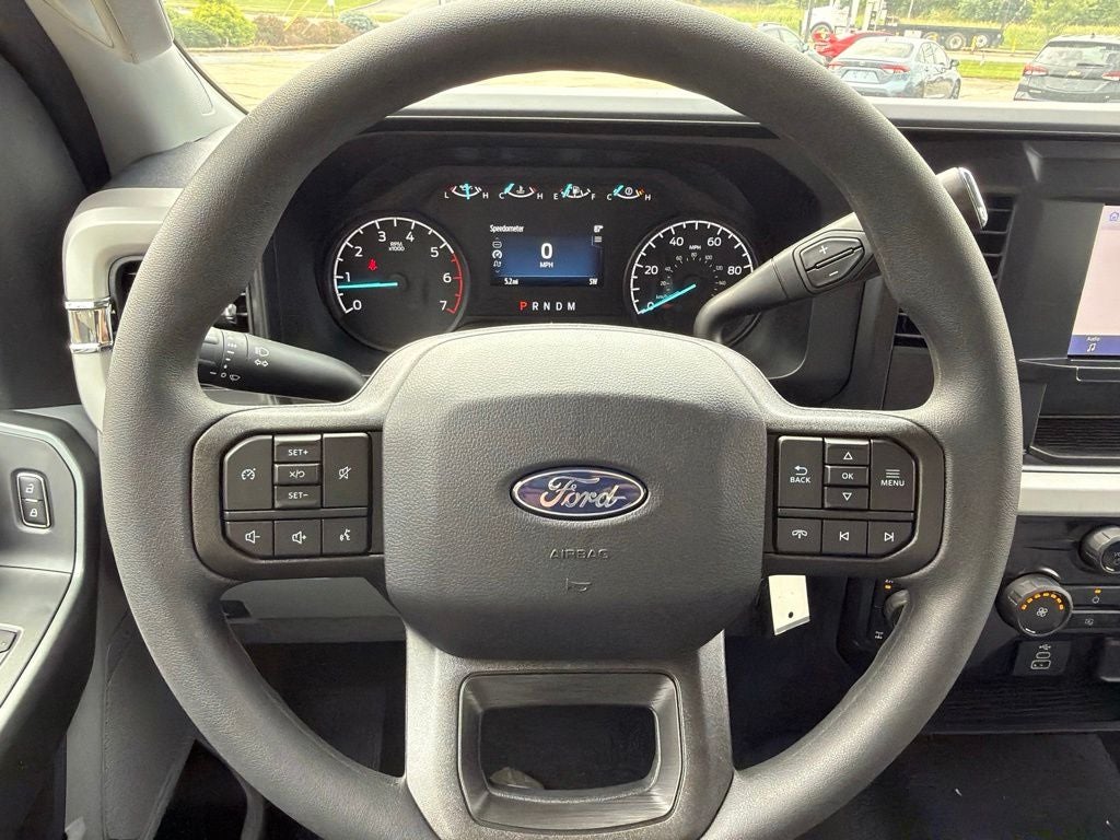 2027 Ford F-350SD XLT