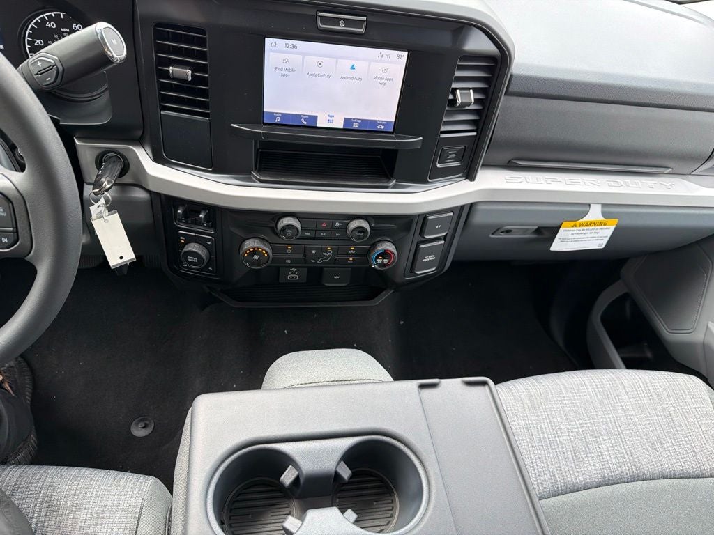 2027 Ford F-350SD XLT