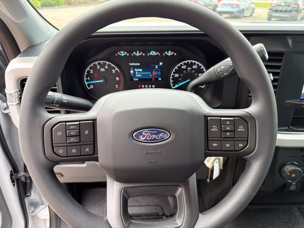 2027 Ford F-350SD XLT