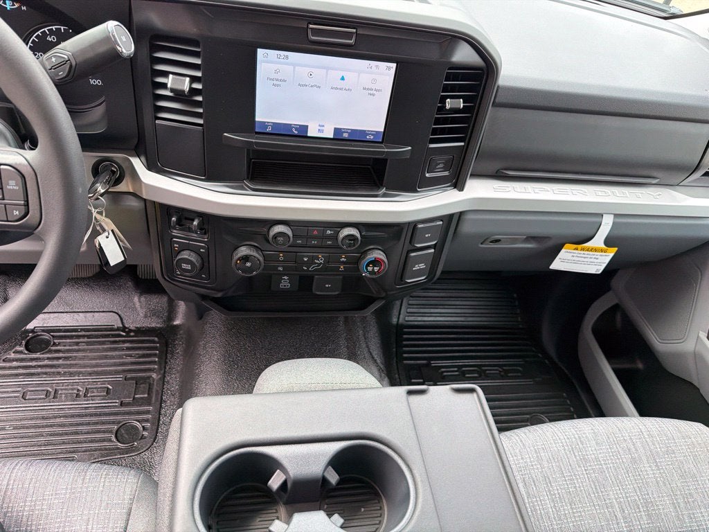 2027 Ford F-350SD XLT
