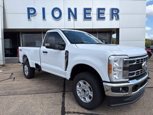 2027 Ford F-350SD XLT