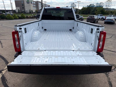 2027 Ford F-350SD XLT