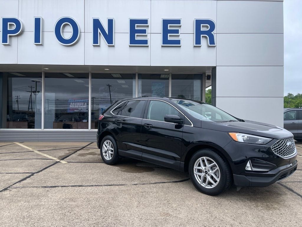 2023 Ford Edge SEL AWD's photo