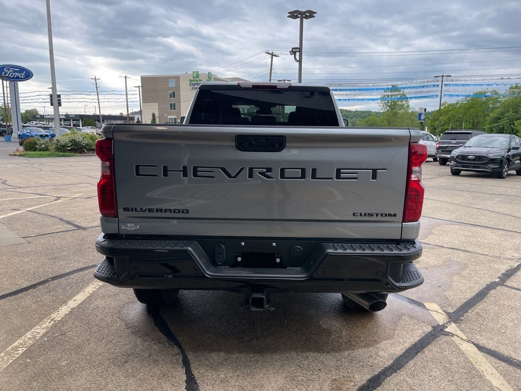 2025 Chevrolet Silverado 2500HD Custom