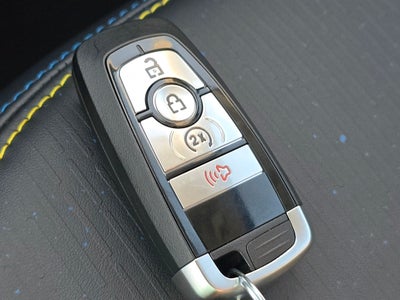 2026 Ford Maverick Lobo High