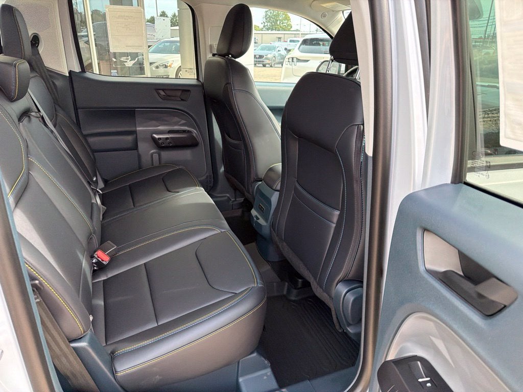 2026 Ford Maverick Lobo Standard