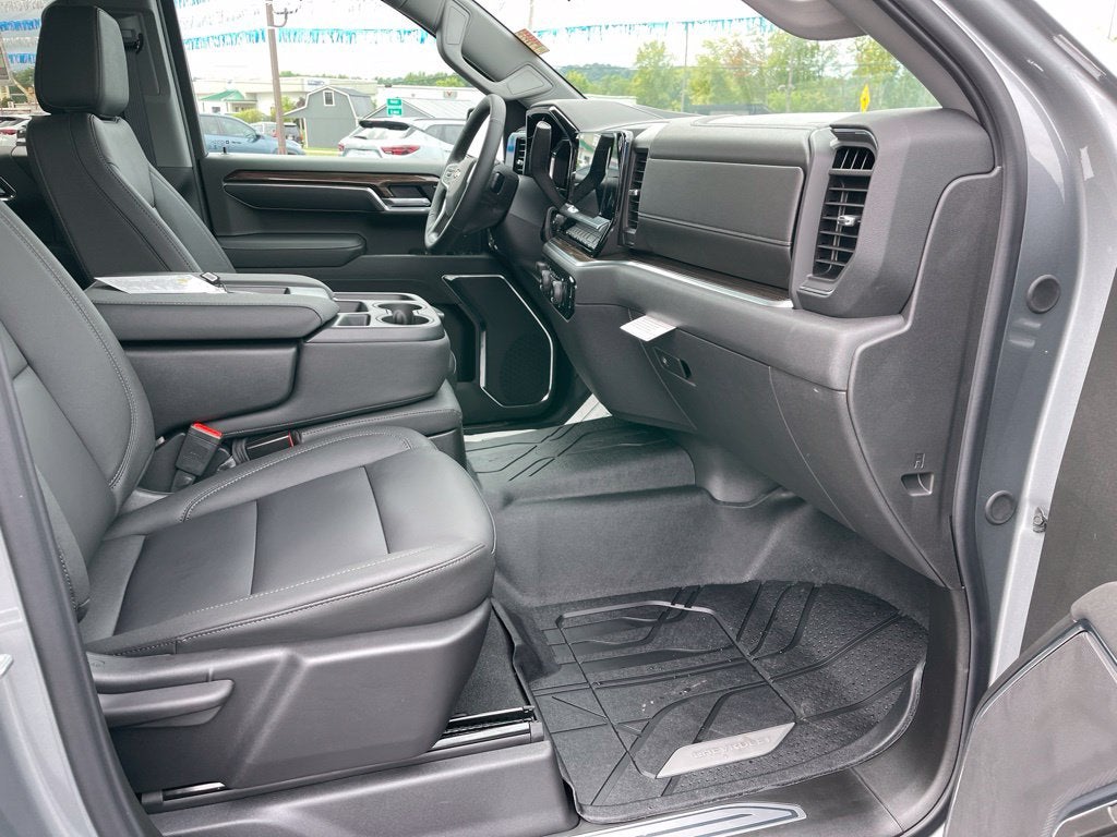 2026 Chevrolet Silverado 1500 LT LT1