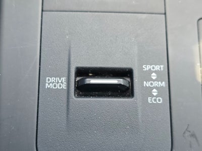 2023 Toyota Highlander Hybrid LE