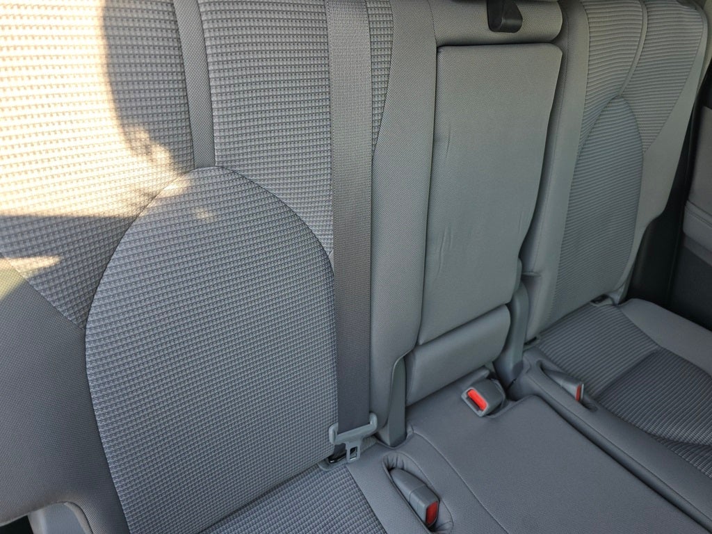 2023 Toyota Highlander Hybrid LE