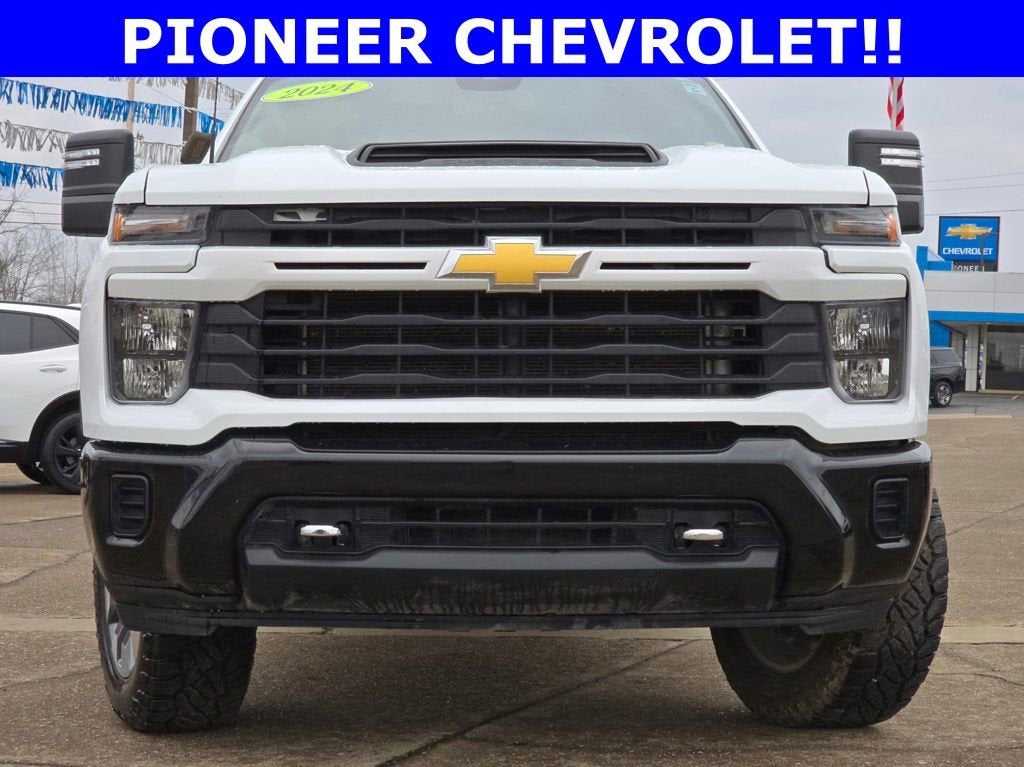 2024 Chevrolet Silverado 2500 HD Custom