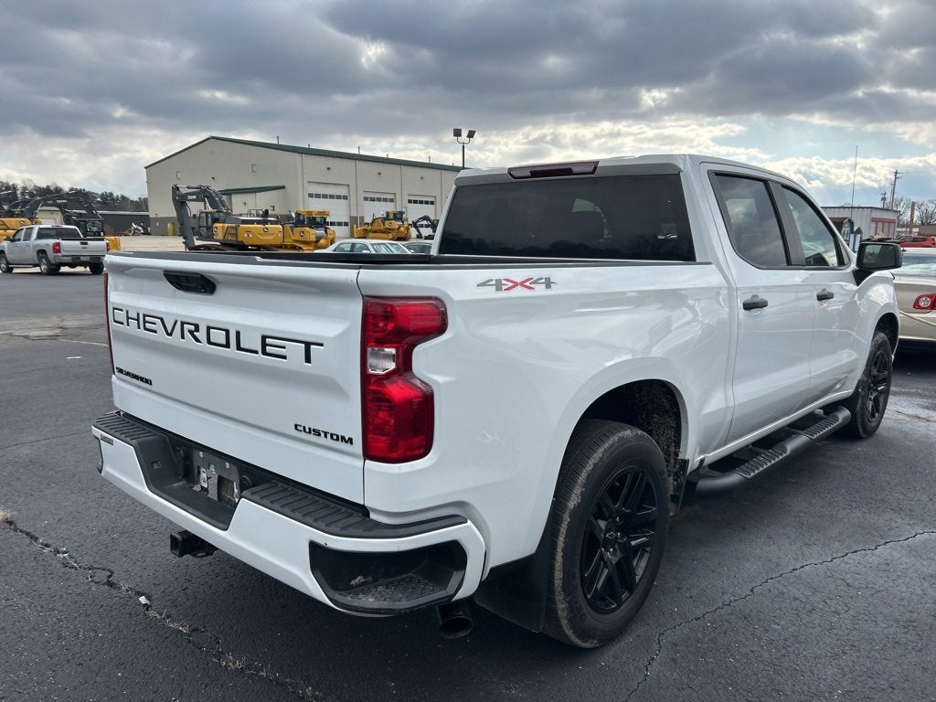 2024 Chevrolet Silverado 1500 Custom