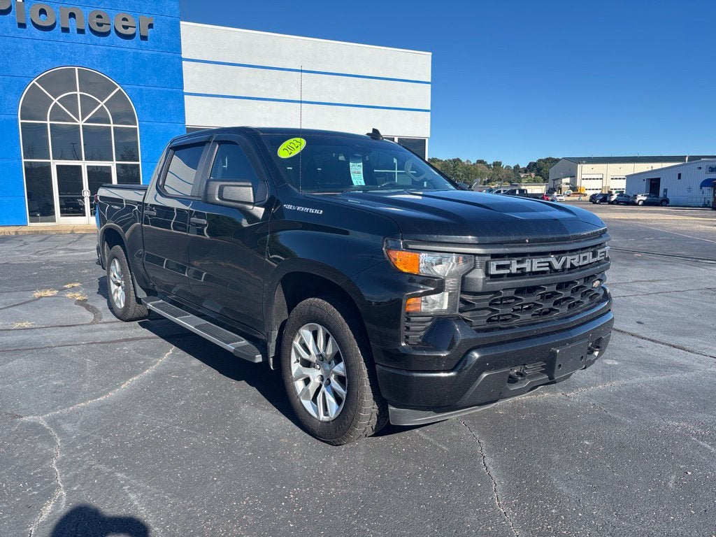2023 Chevrolet Silverado 1500 Custom