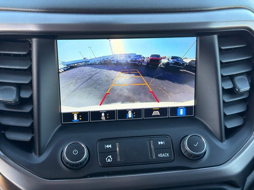 2023 GMC Acadia AT4