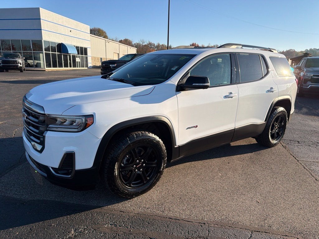 2023 GMC Acadia AT4