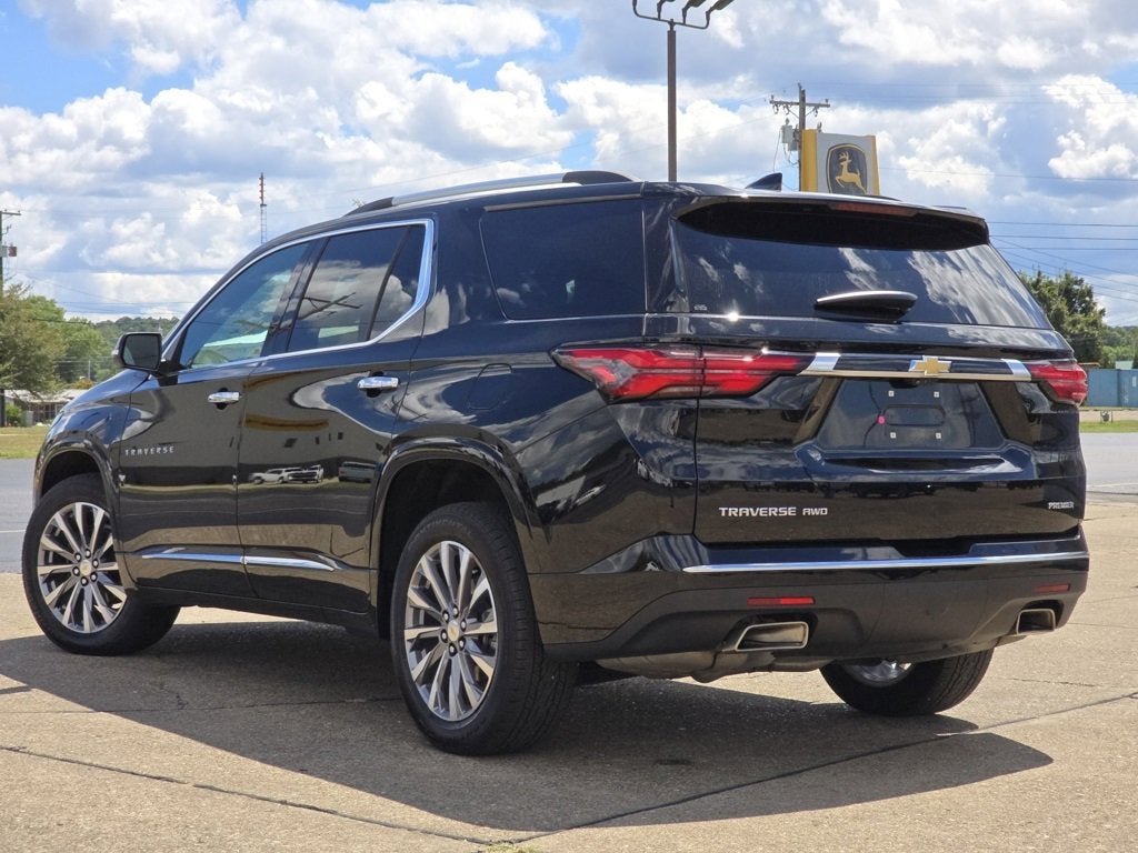 2023 Chevrolet Traverse Premier