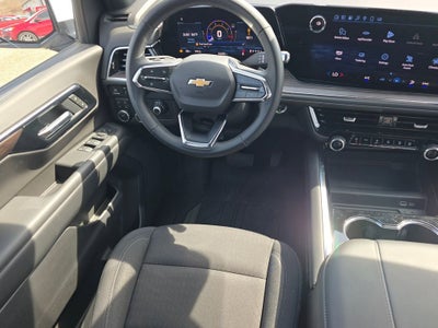 2025 Chevrolet Suburban LS