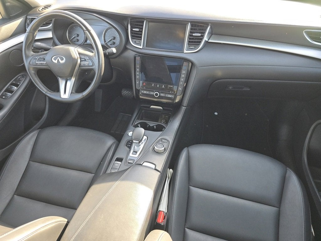 2021 INFINITI QX50 LUXE