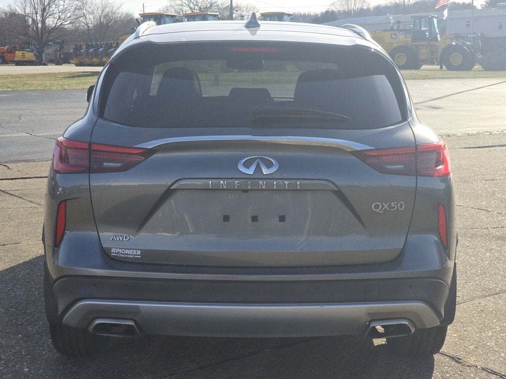 2021 INFINITI QX50 LUXE