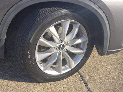 2021 INFINITI QX50 LUXE