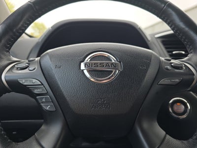 2020 Nissan Pathfinder SL