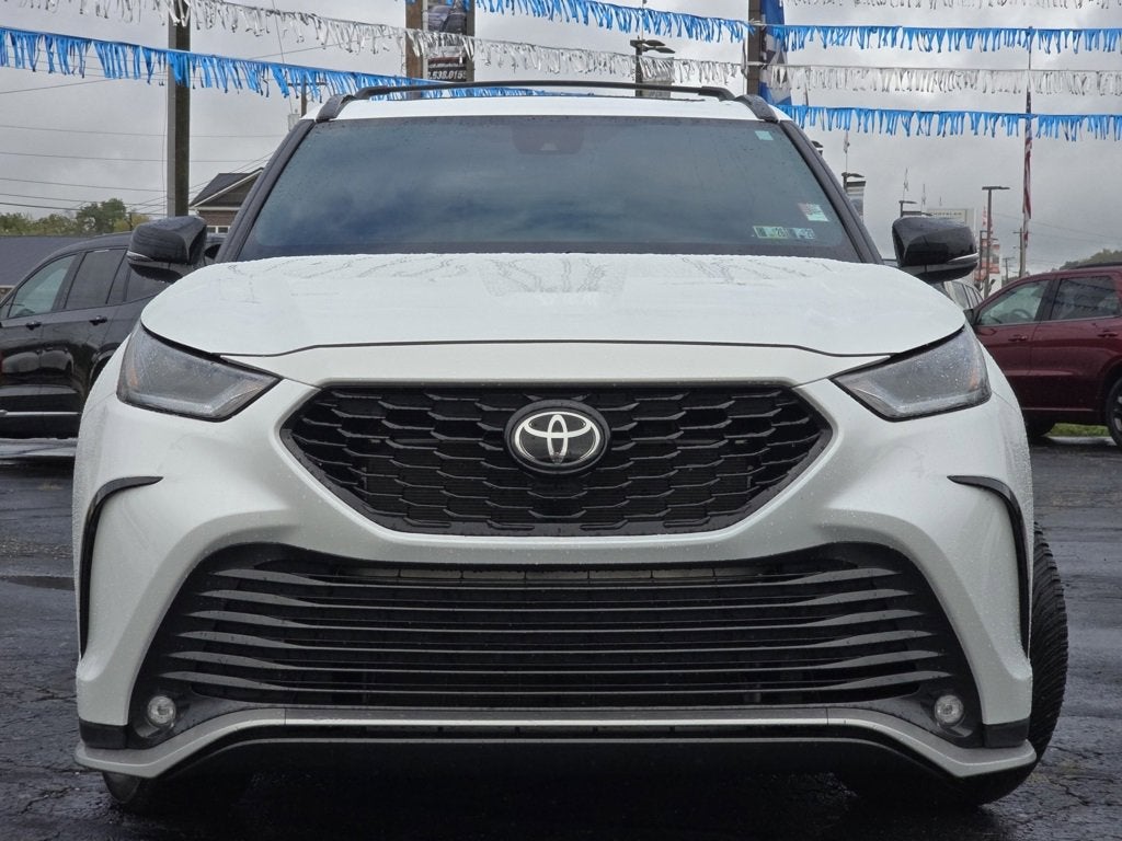 2022 Toyota Highlander XSE