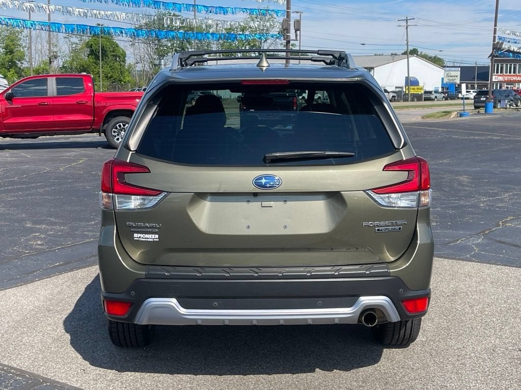 2023 Subaru Forester Touring