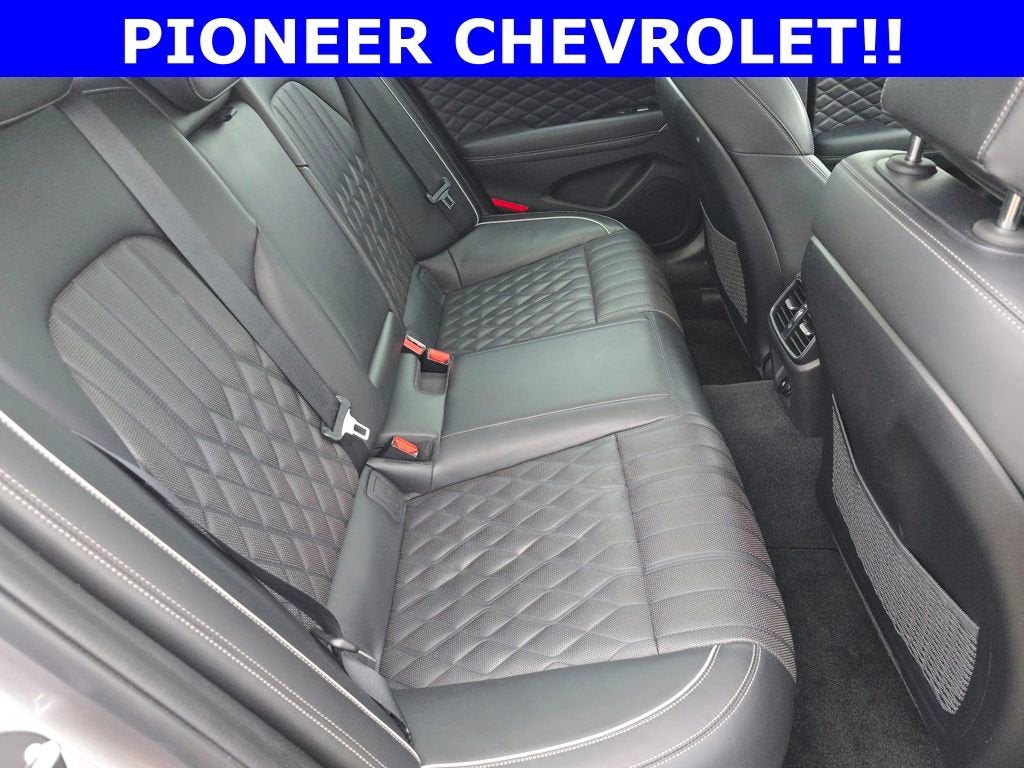 2020 Genesis G70 2.0T