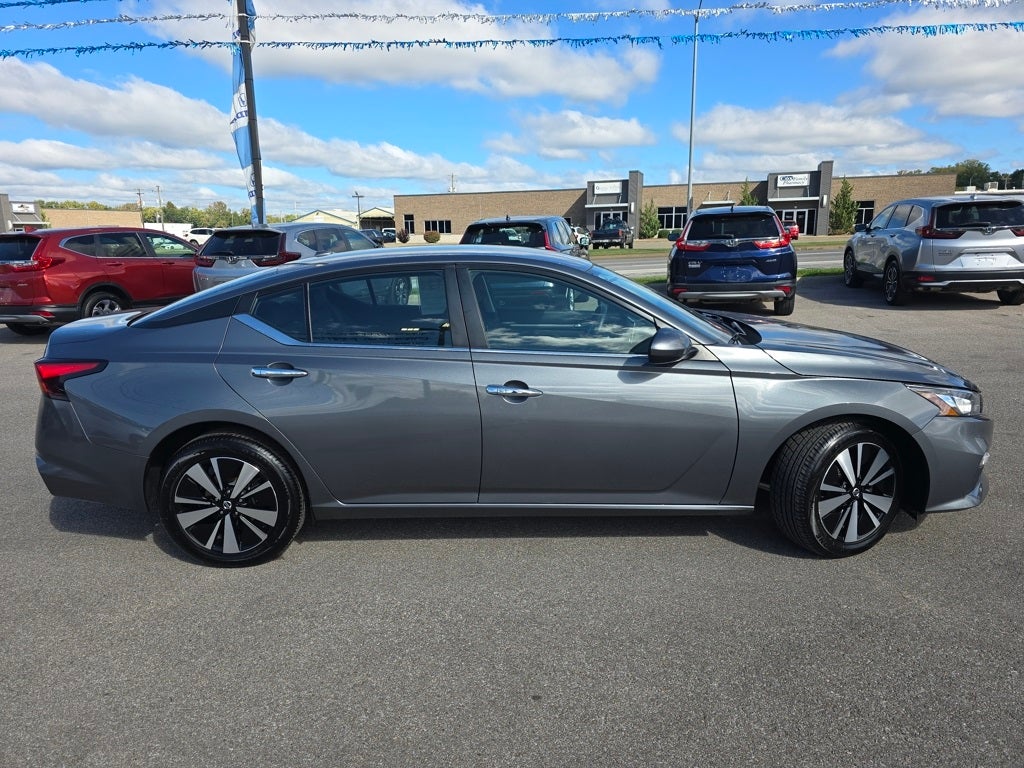 2021 Nissan Altima 2.5 SV