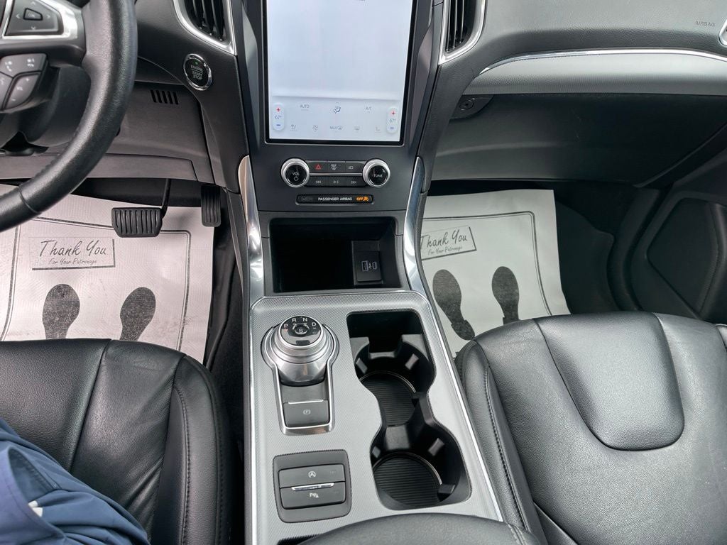2022 Ford Edge Titanium