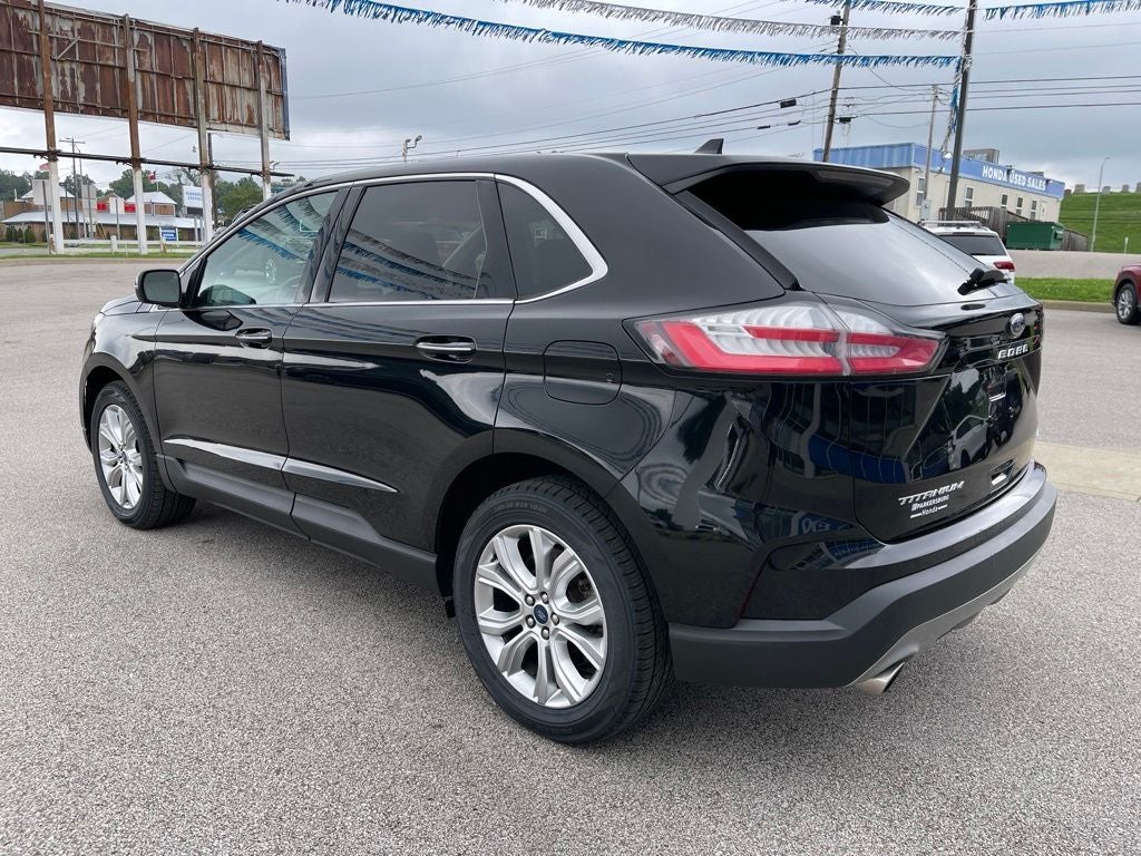 2022 Ford Edge Titanium
