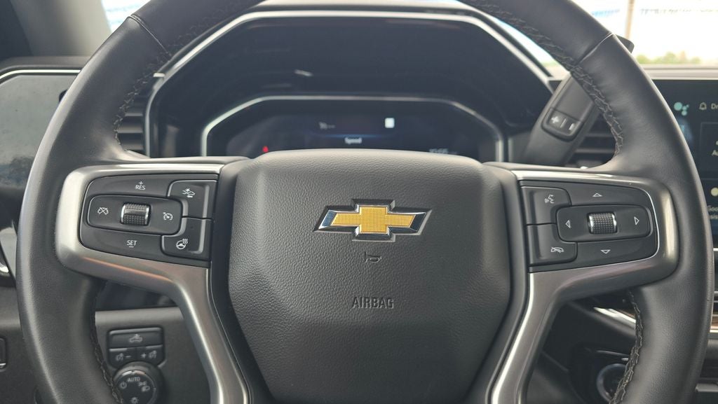 2025 Chevrolet Silverado 1500 LT LT1