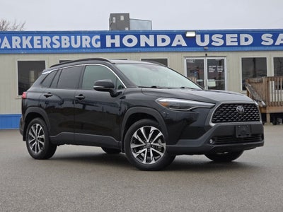 2023 Toyota Corolla Cross XLE