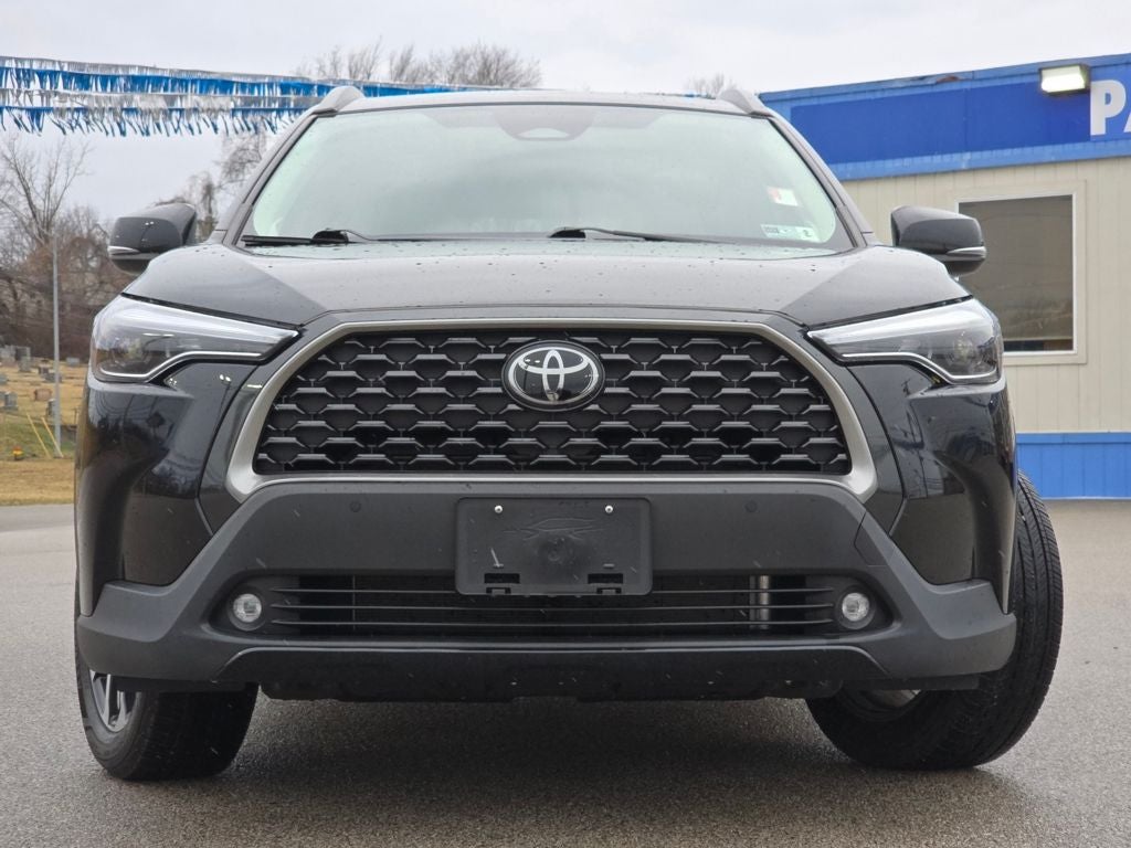 2023 Toyota Corolla Cross XLE