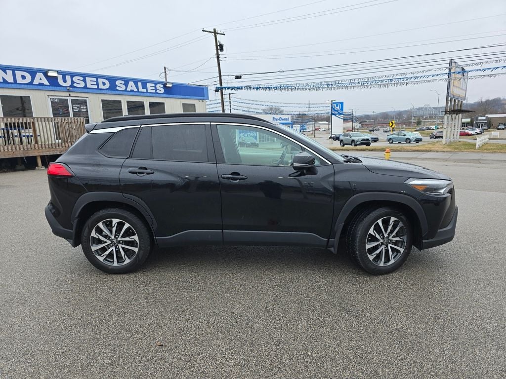 2023 Toyota Corolla Cross XLE