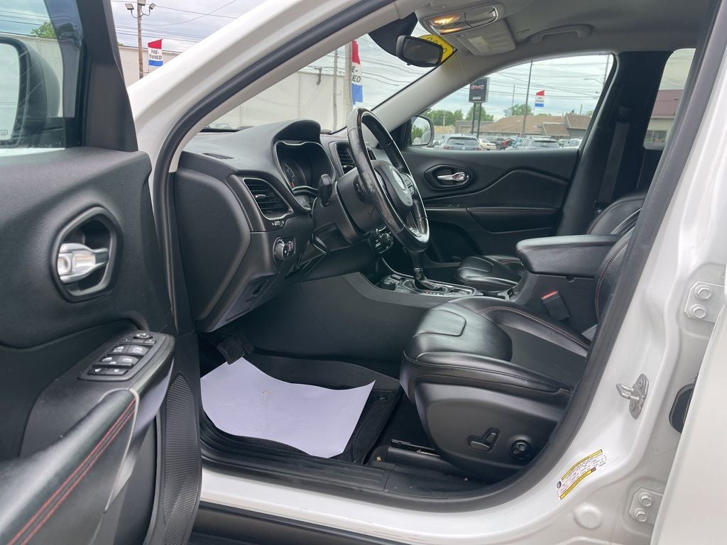 2020 Jeep Cherokee Trailhawk