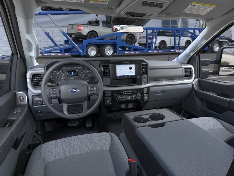 2026 Ford Super Duty F-350® XLT