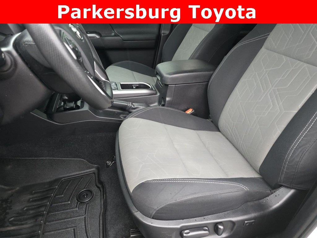 2022 Toyota Tacoma TRD Off-Road V6