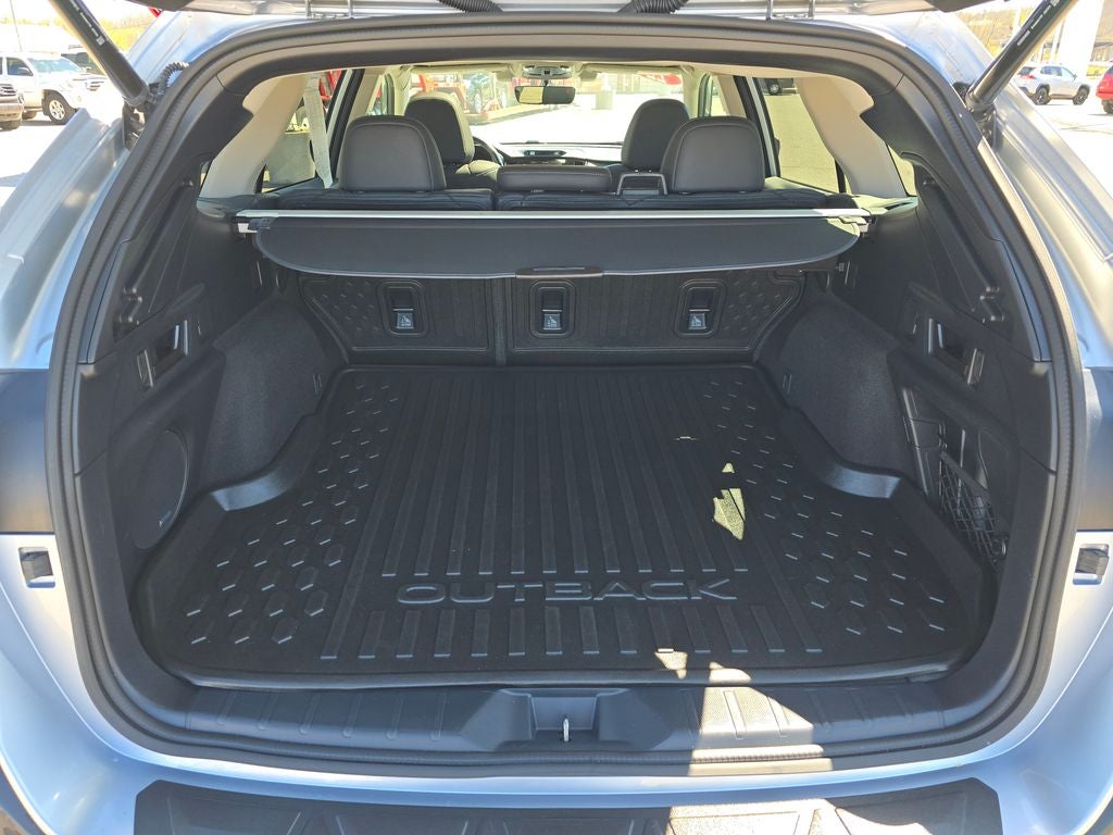2022 Subaru Outback Limited XT